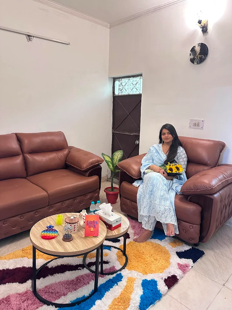 Rashi Tangri - Counselling Psychologist